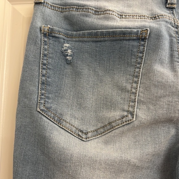 So Bermuda Shorts - Picture 8 of 12